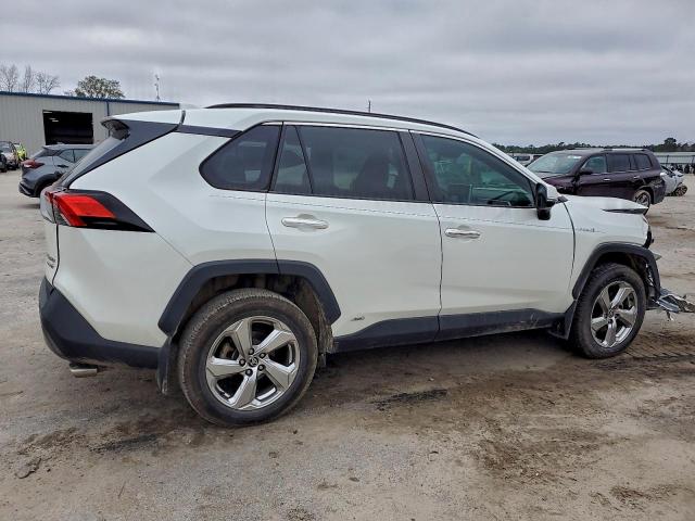 Toyota RAV4 Limited Image 10