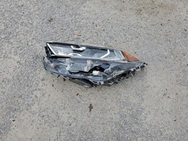 Toyota RAV4 Limited Image 12