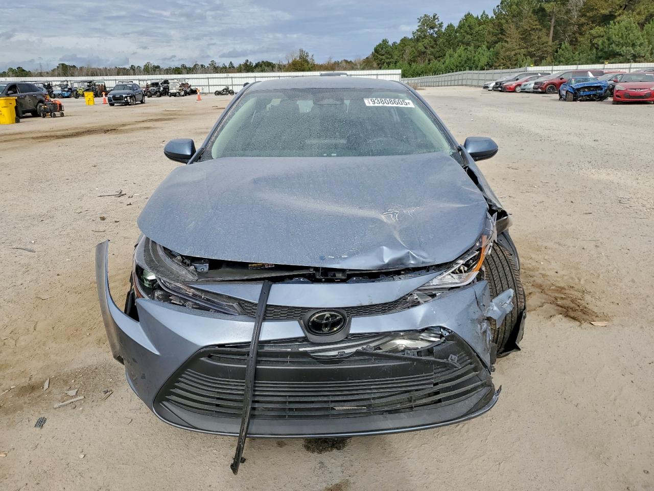 Toyota Corolla Le Image 10