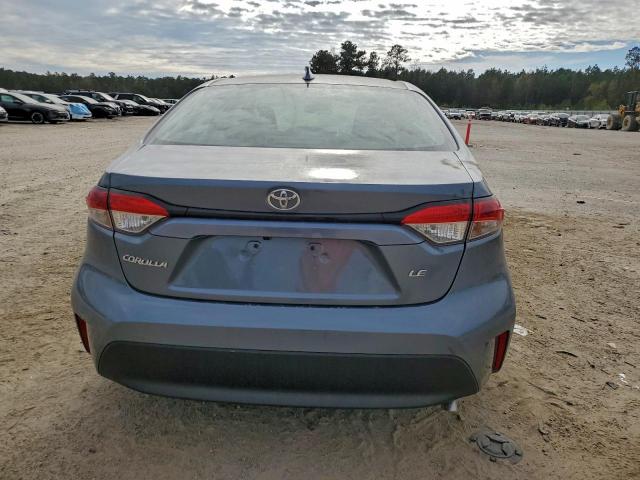 Toyota Corolla Le Image 8