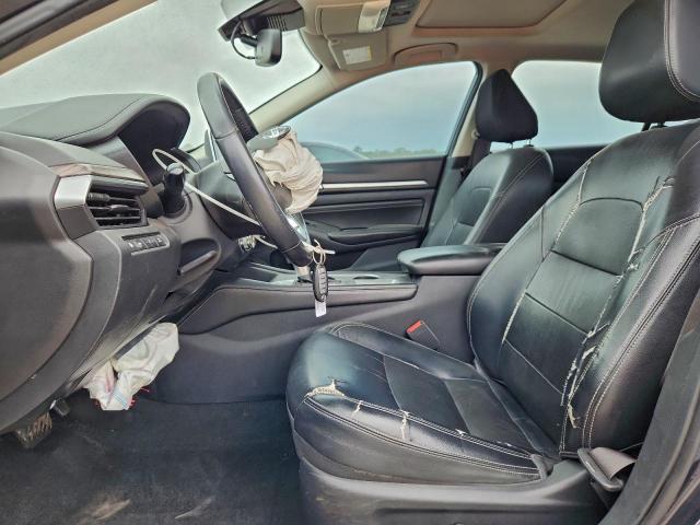 Nissan Altima Sl Image 2