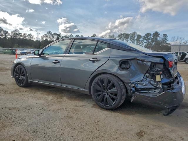 Nissan Altima Sr Image 4