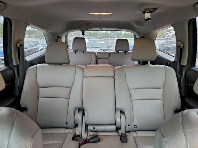 Honda Pilot Touring Image 8