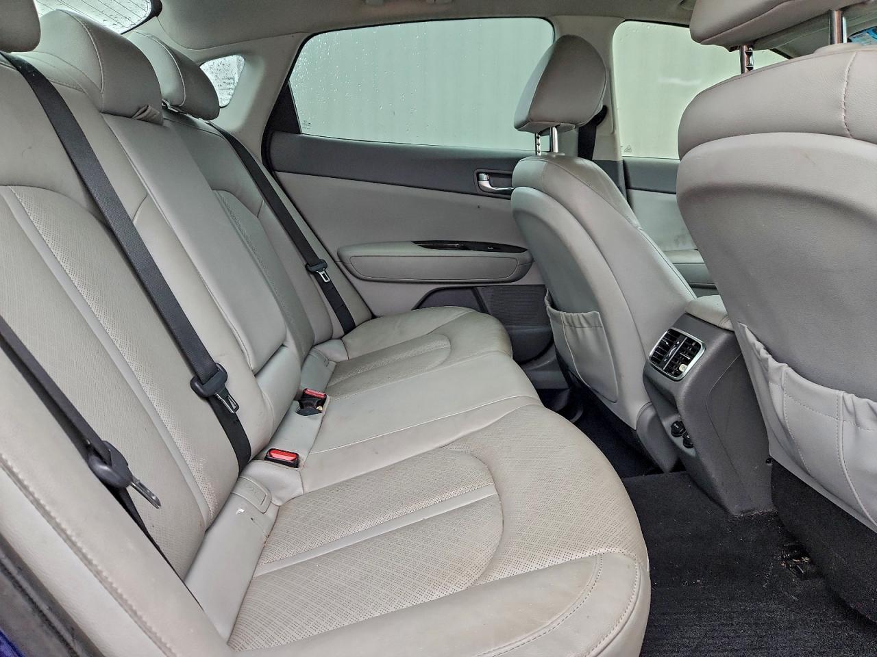 Kia Optima Ex Image 4