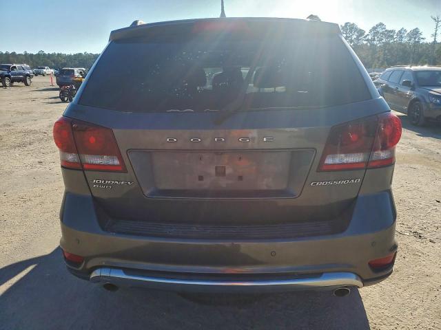 Dodge Journey Crossroad Image 9