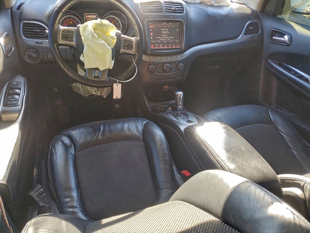 Dodge Journey Crossroad Image 13