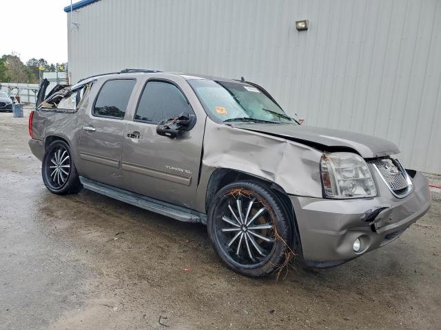 GMC Yukon C1500 Slt Image 3