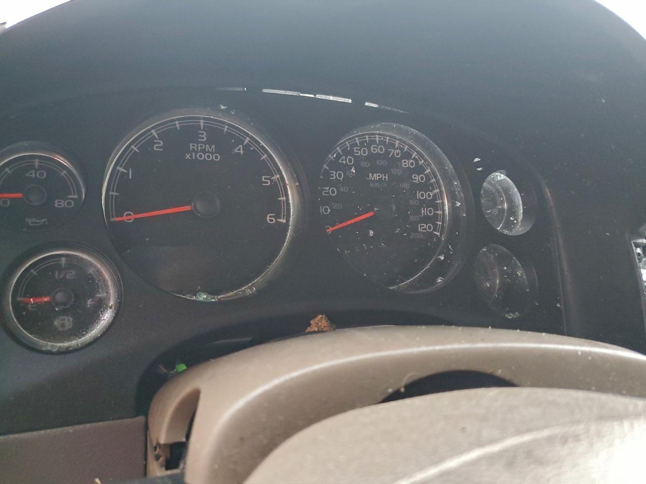 GMC Yukon C1500 Slt Image 7