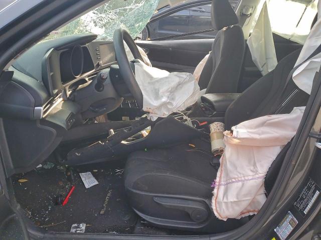 Hyundai ELANTRA Sel Image 3