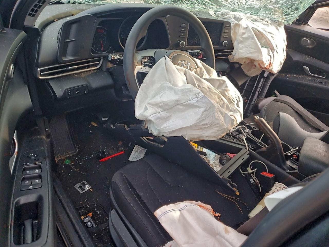 Hyundai ELANTRA Sel Image 5