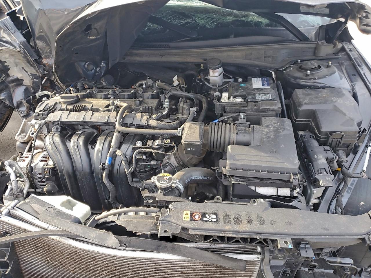 Hyundai ELANTRA Sel Image 8