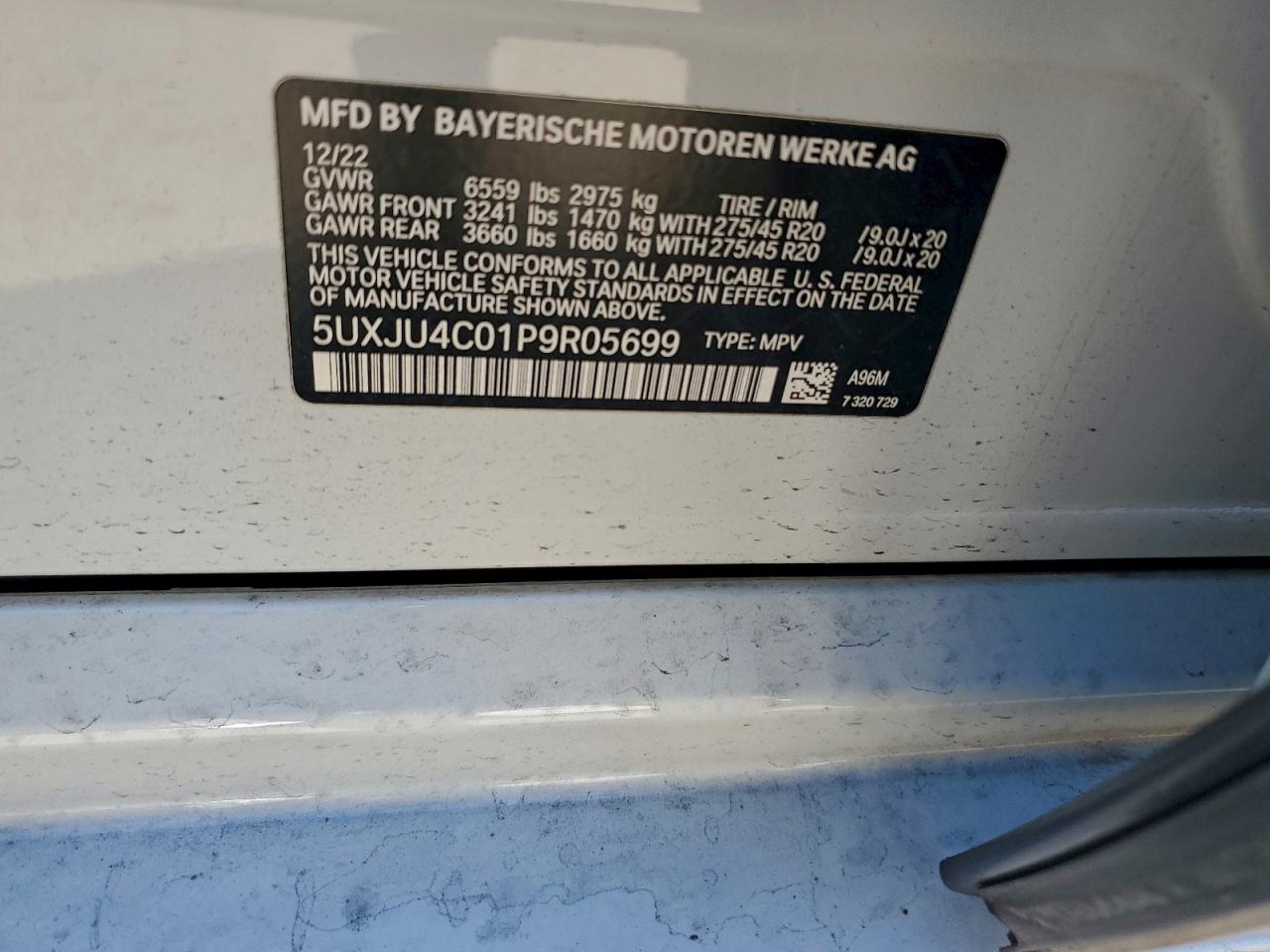 BMW X Series M50i Image 12