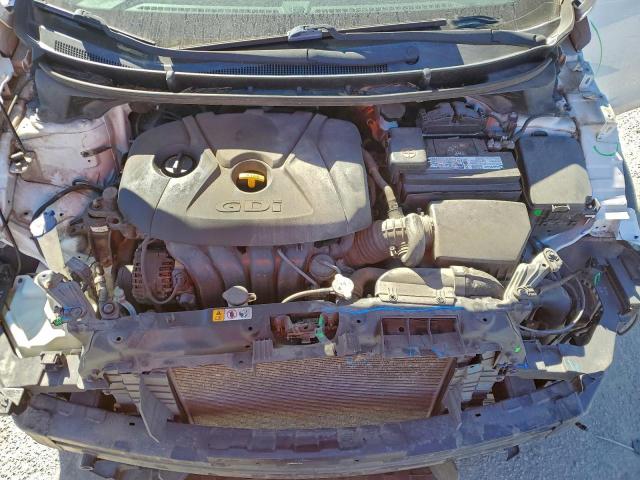 Hyundai ELANTRA Image 10