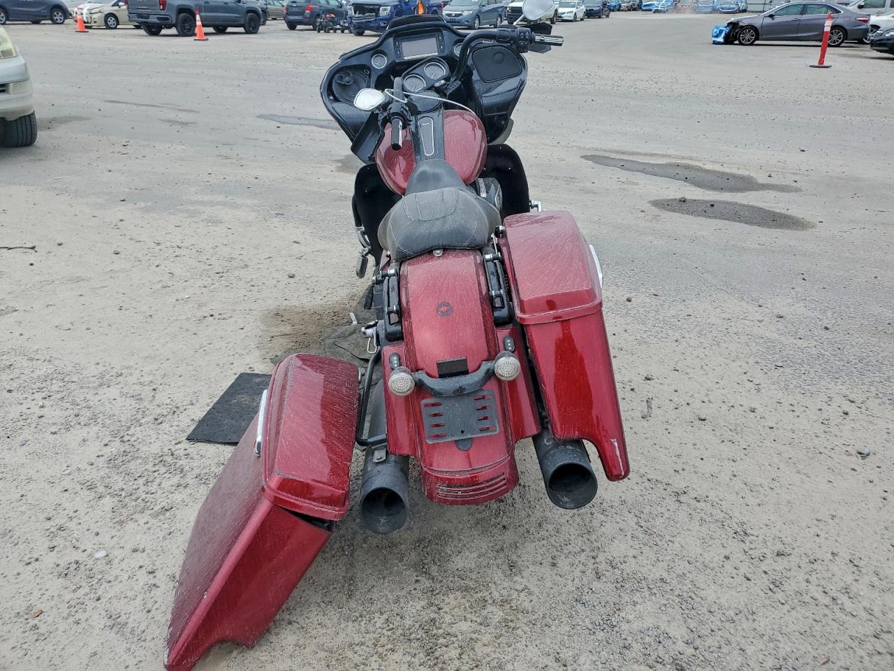 Harley-Davidson Fl Road Glide Special Image 8