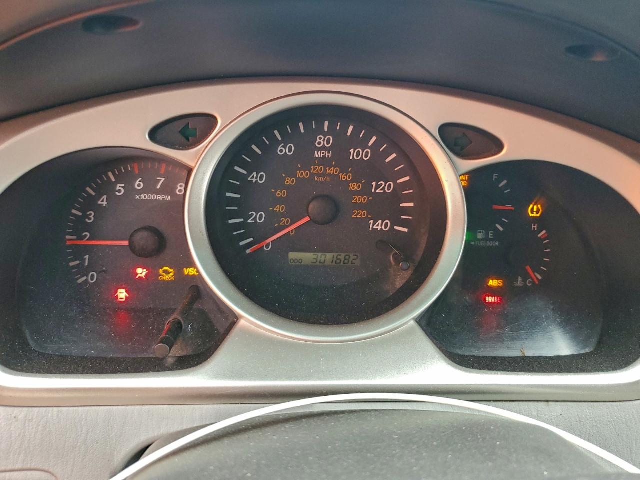 Toyota Highlander Limited Image 3