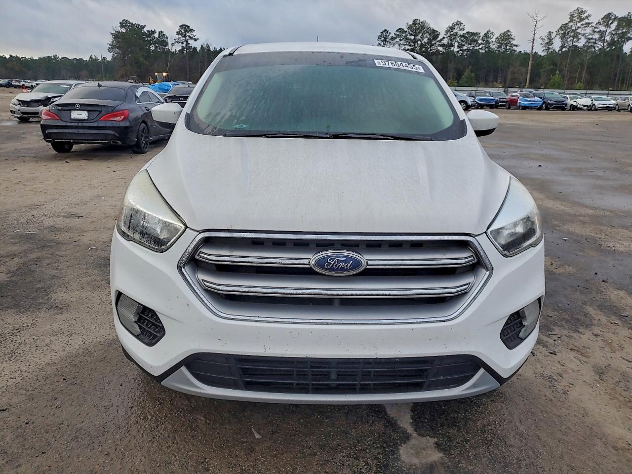 Ford Escape Se Image 11