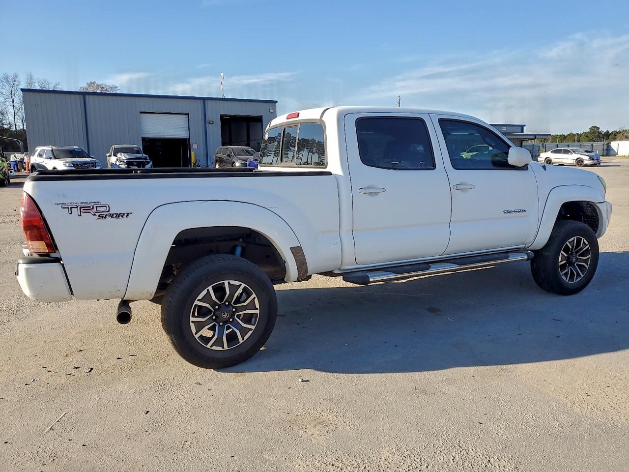 Toyota Tacoma Double Cab Prerunner Long Bed Image 6
