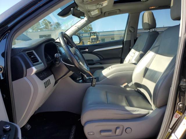 Toyota Highlander Se Image 10