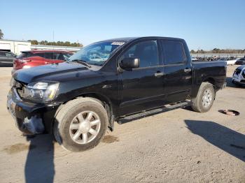  Salvage Nissan Titan
