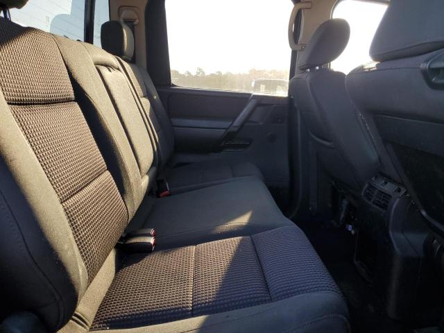 Nissan Titan S Image 10