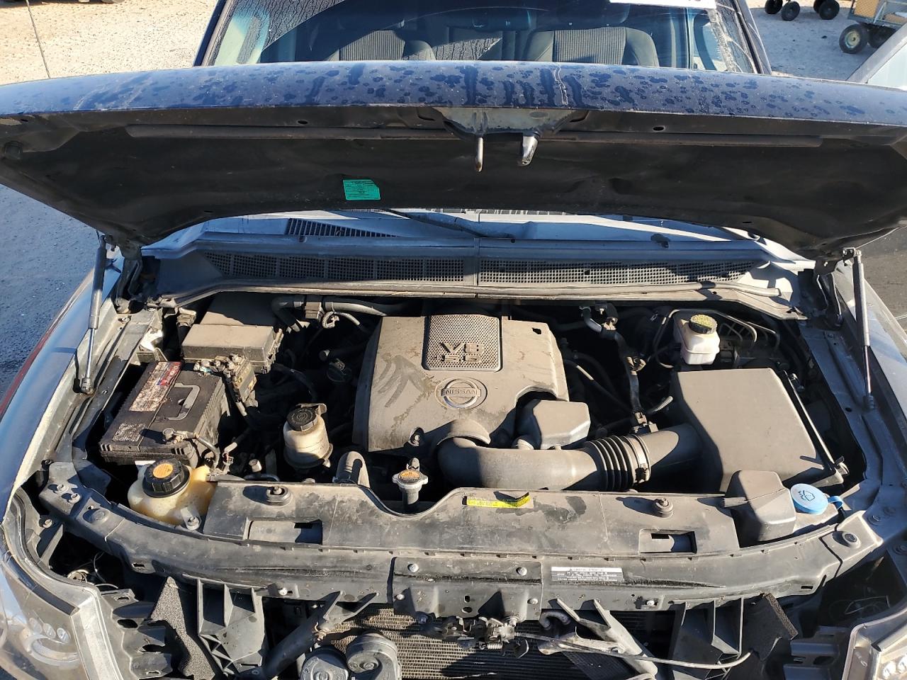 Nissan Titan S Image 7