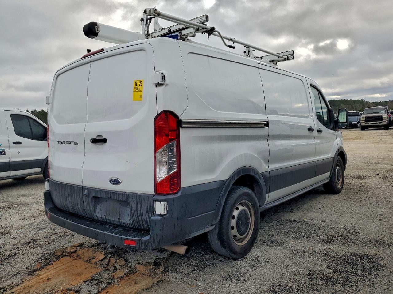 Ford Transit T-150 Image 7