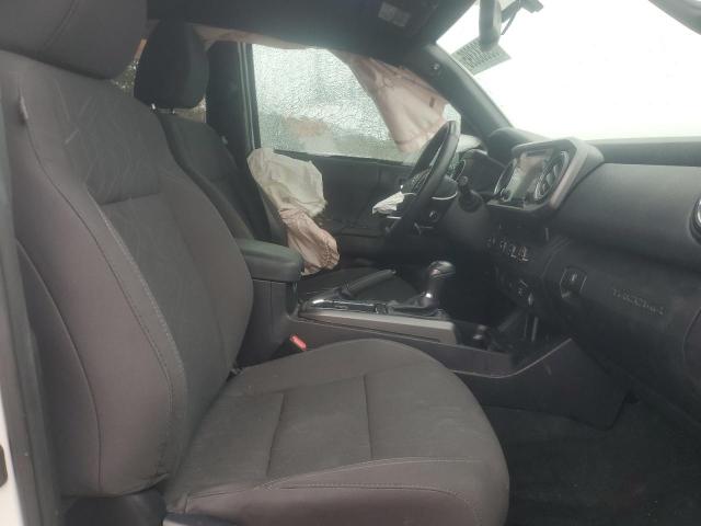 Toyota Tacoma Double Cab Image 11