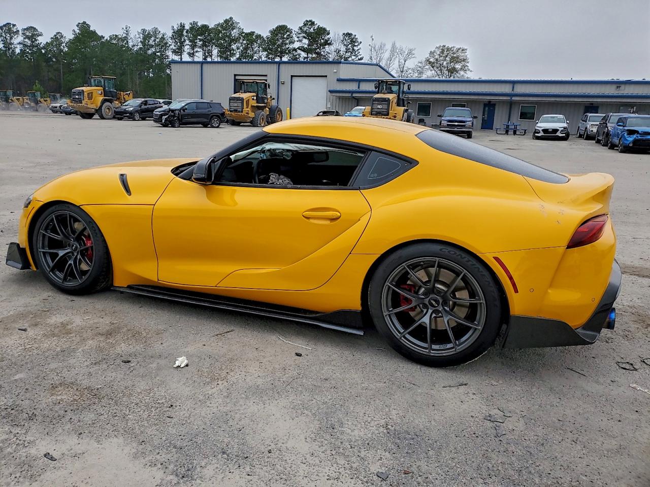 Toyota Supra Base Image 4