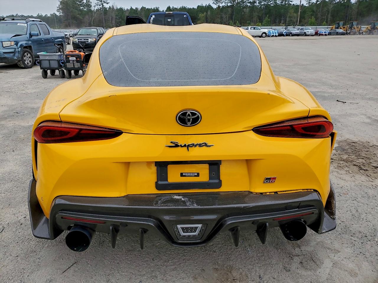 Toyota Supra Base Image 12