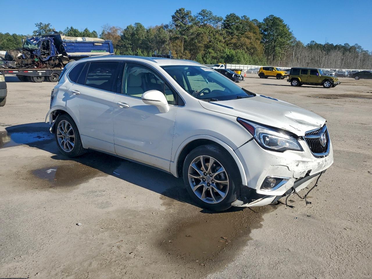 Buick Envision Essence Image 11