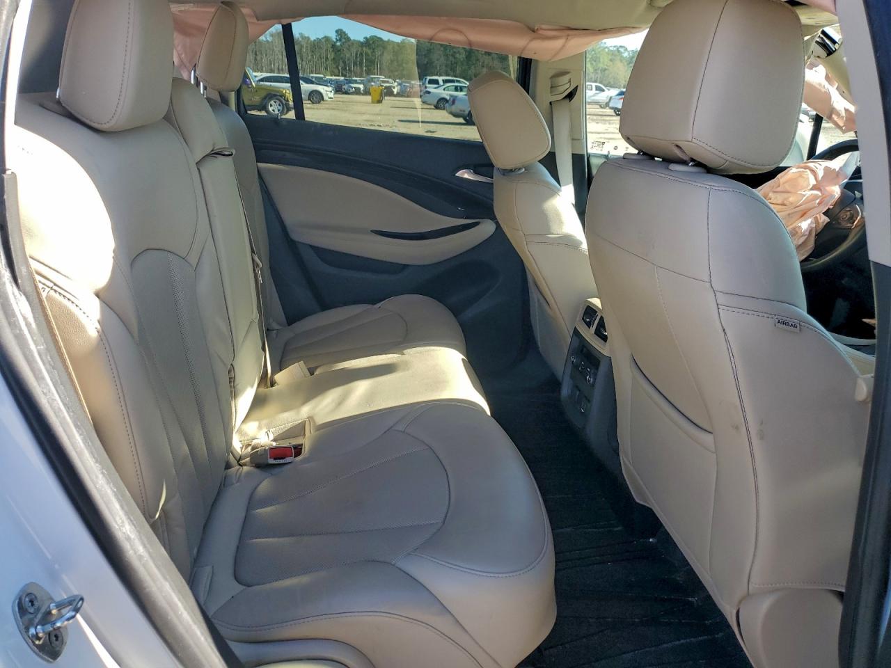 Buick Envision Essence Image 9