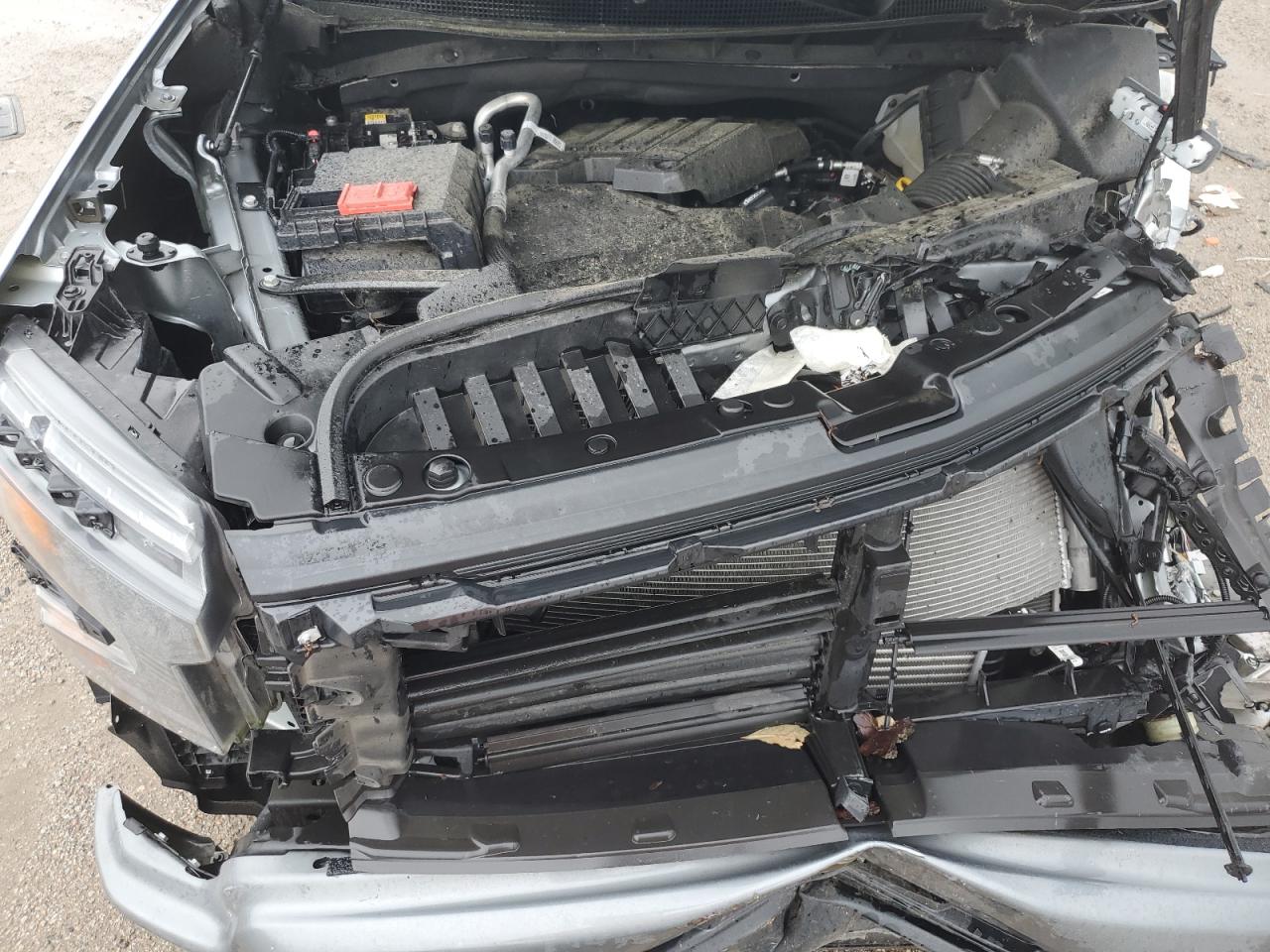 Chevrolet Silverado C1500 Custom Image 10