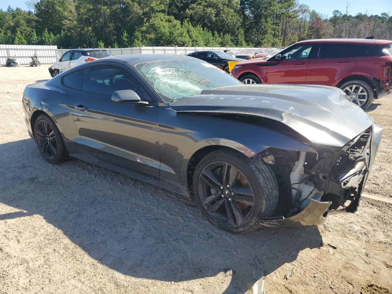 Ford Mustang Image 2