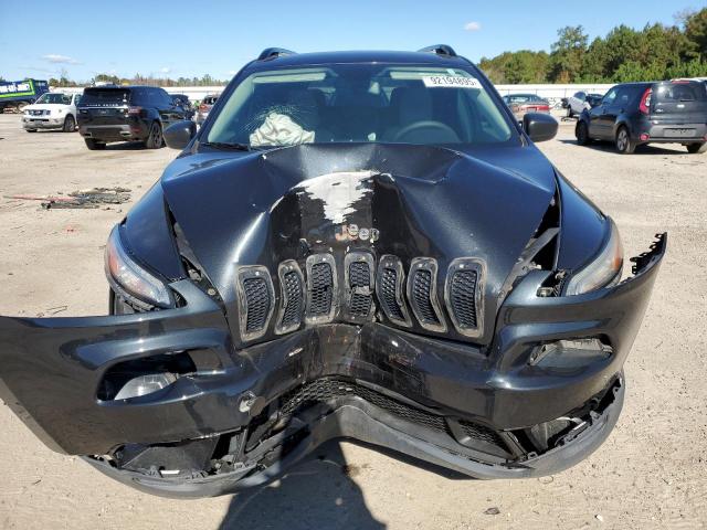 Jeep Grand Cherokee Sport Image 5