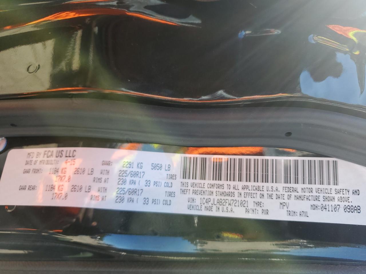 Jeep Grand Cherokee Sport Image 8