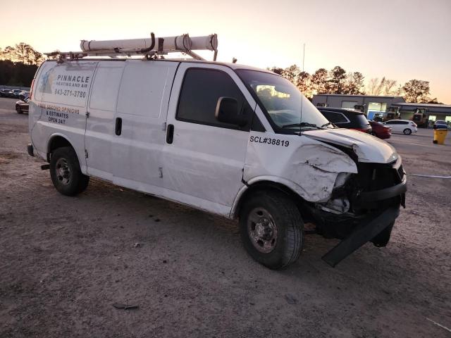 Chevrolet Express Image 3