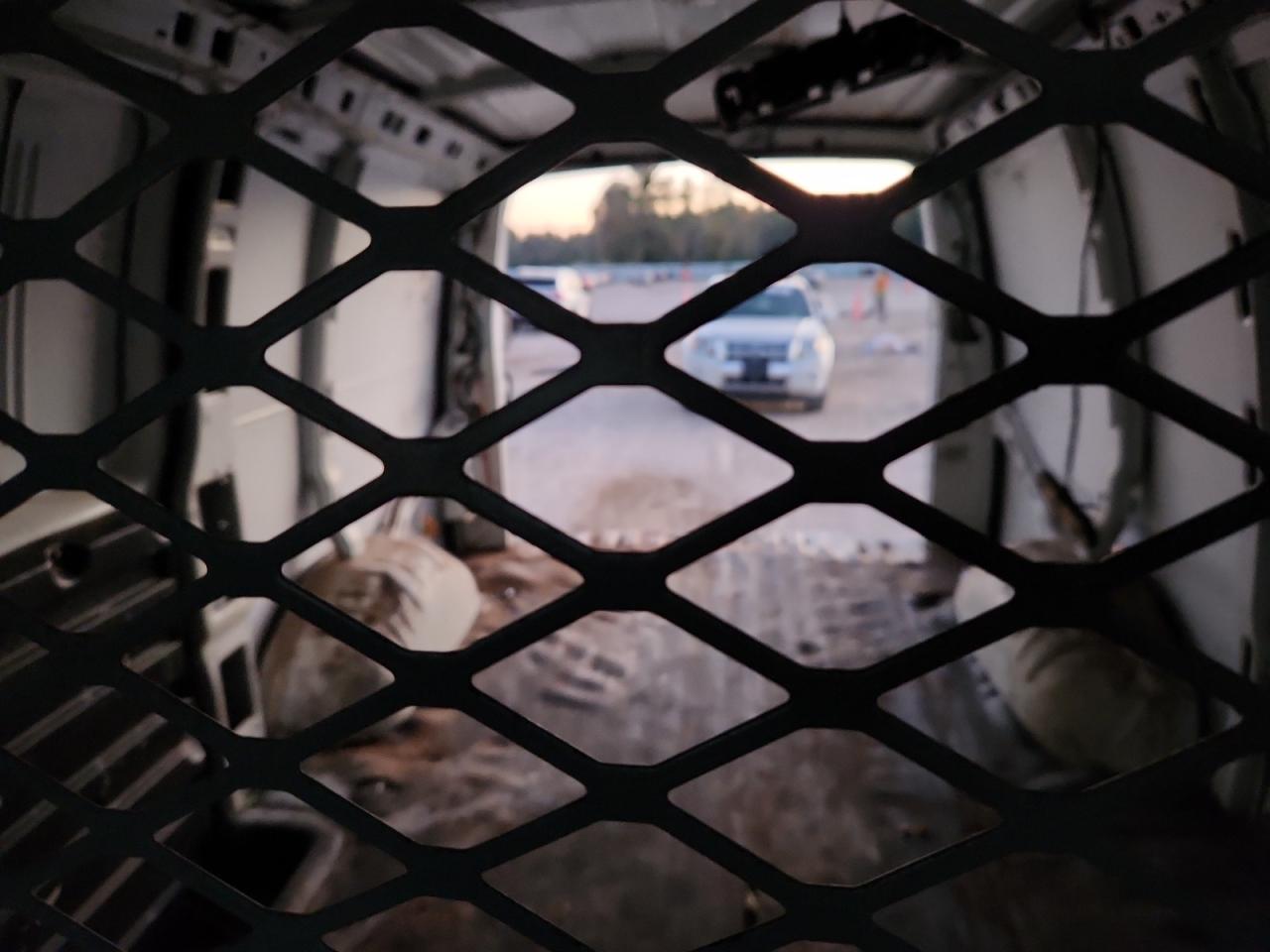 Chevrolet Express Image 7