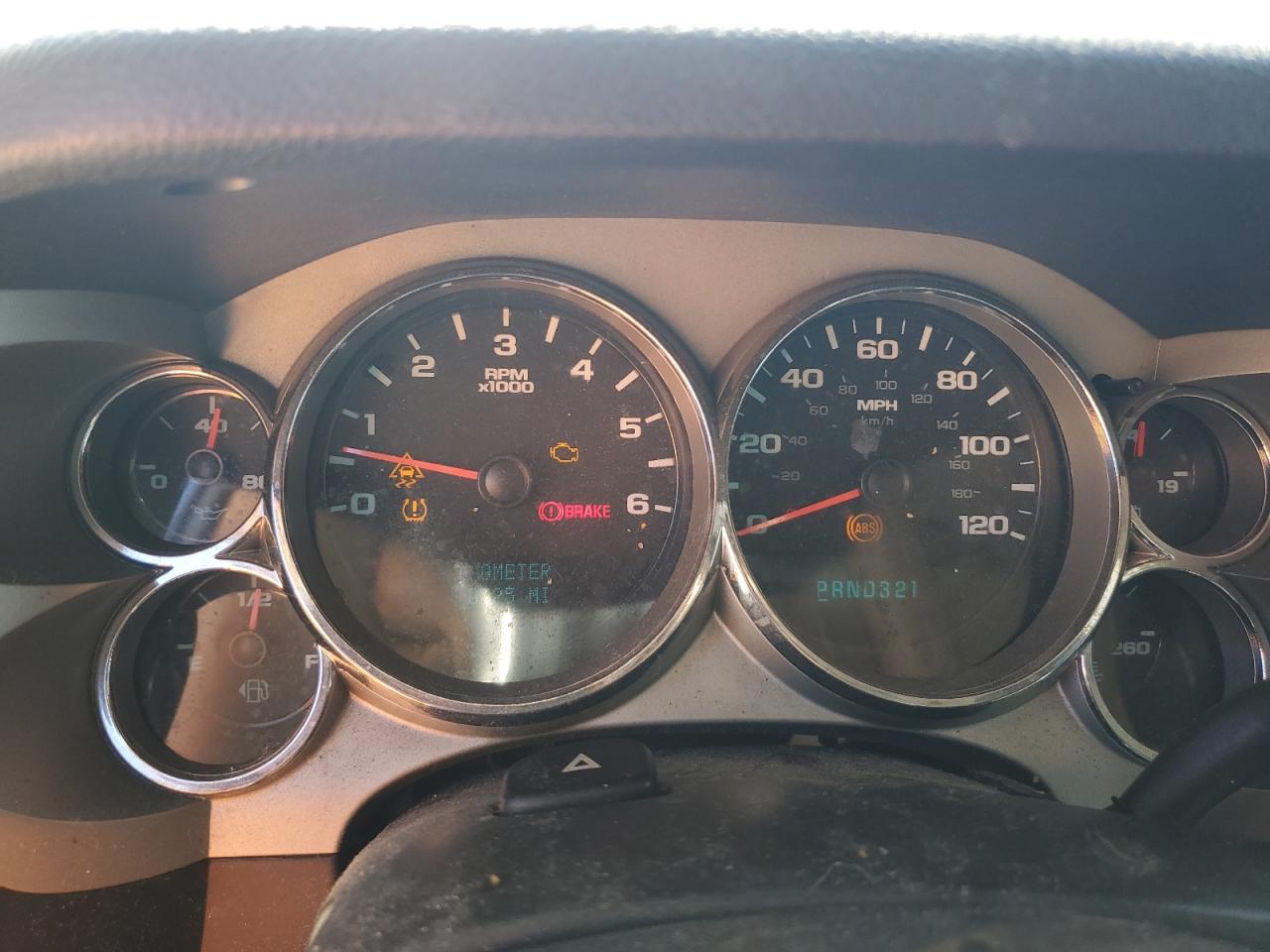 Chevrolet Silverado K1500 Image 7