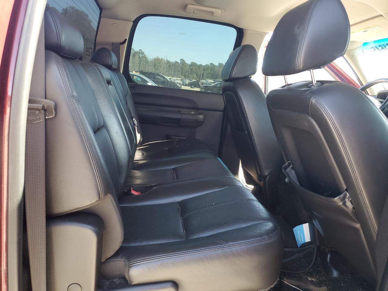 Chevrolet Silverado K1500 Image 5