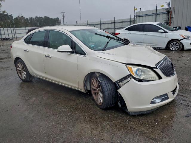 Buick Verano Image 8