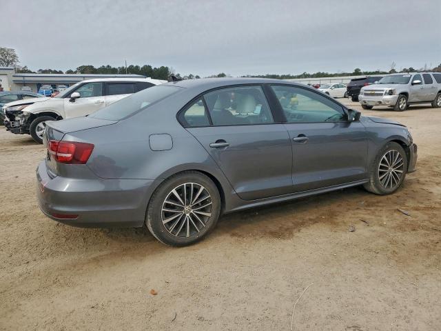 Volkswagen Jetta Sport Image 12