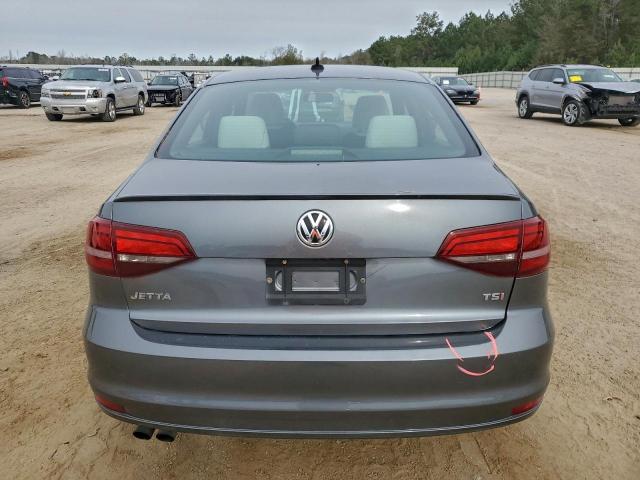 Volkswagen Jetta Sport Image 9