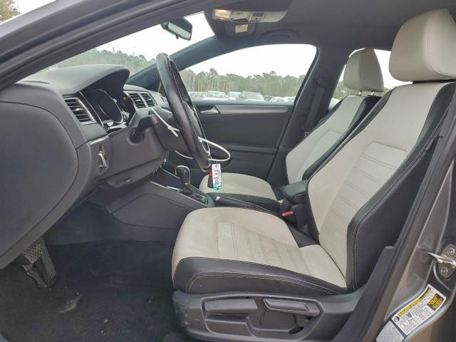 Volkswagen Jetta Sport Image 7