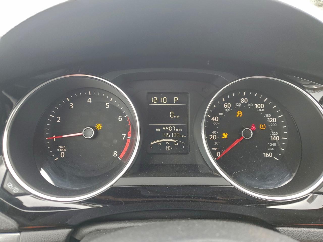 Volkswagen Jetta Sport Image 11