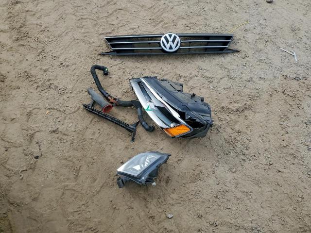 Volkswagen Jetta Sport Image 4