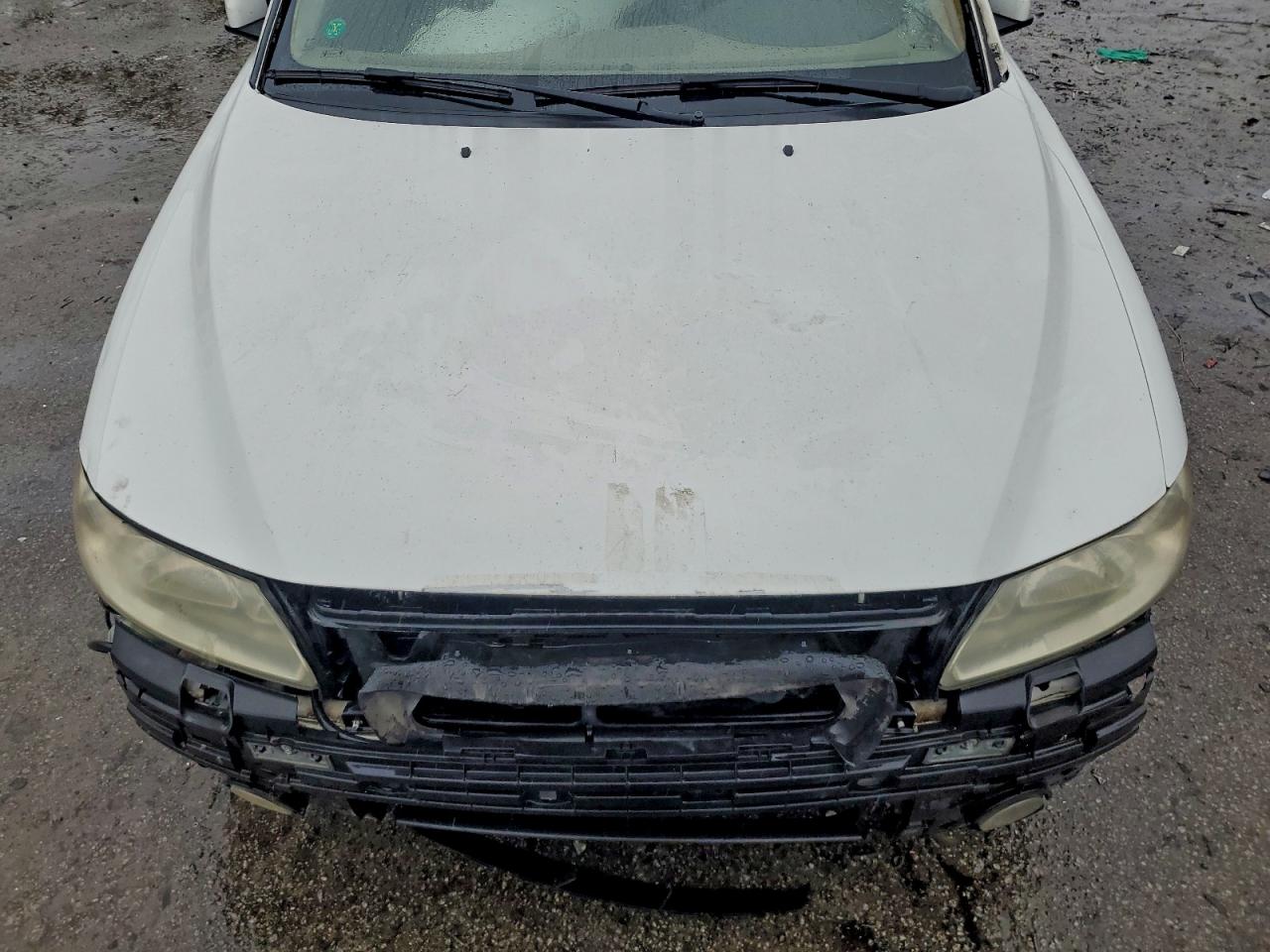 Volvo S60 2.5t Image 4