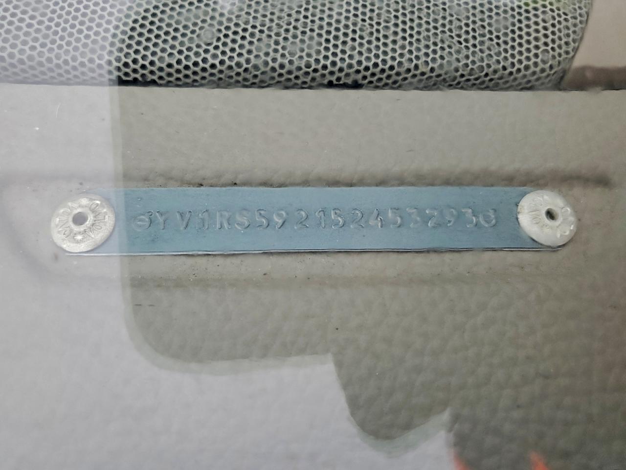 Volvo S60 2.5t Image 9