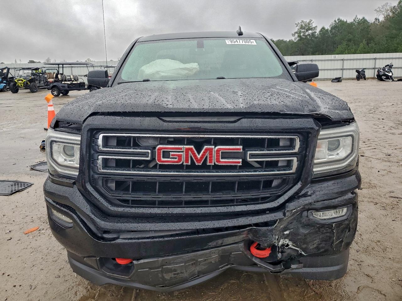 GMC Sierra K1500 Image 11