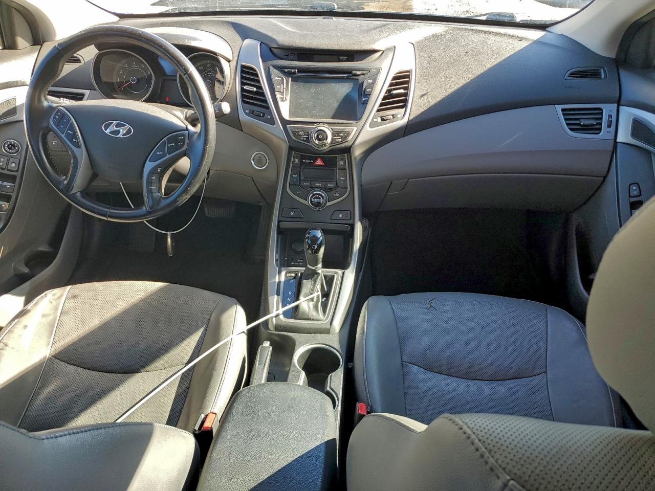 Hyundai ELANTRA Se Image 12