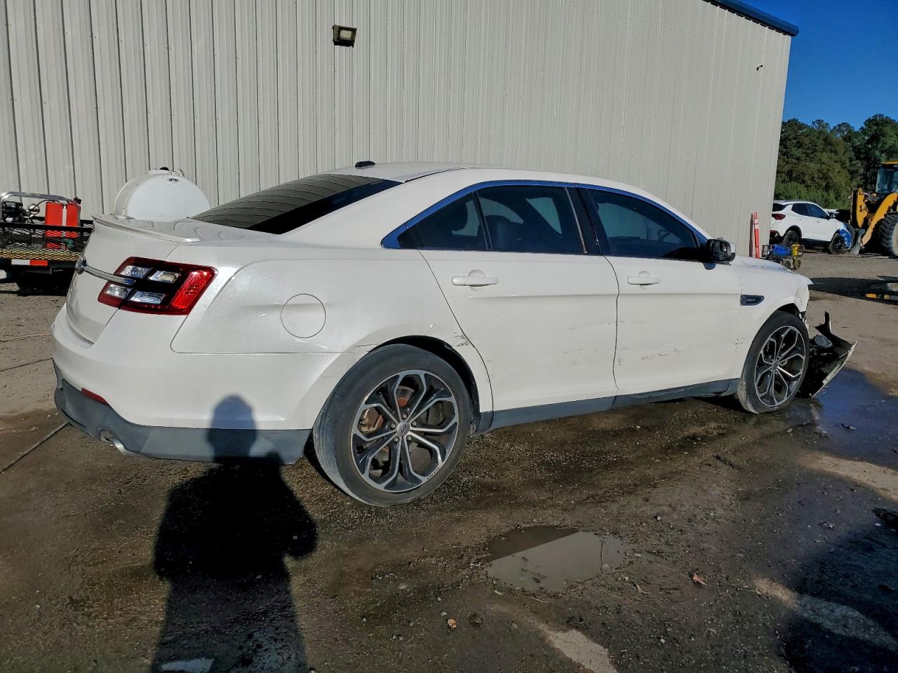 Ford Taurus Sel Image 2